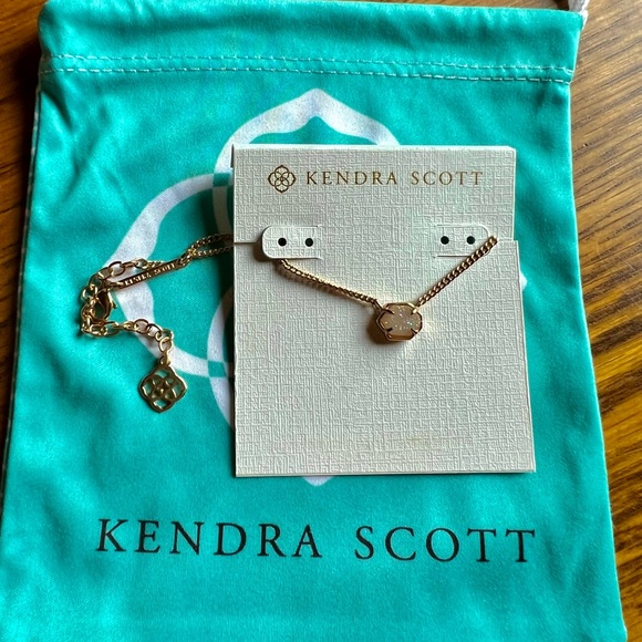 Kendra Scott Mabel Pendent Necklace Gold Tone Iridescent Drusy - Picture 2 of 5